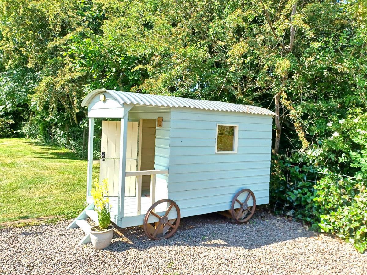 River Cottage@Cwm Mill - Riverside Family Holidays In The Black Mountains Hereford Exterior foto